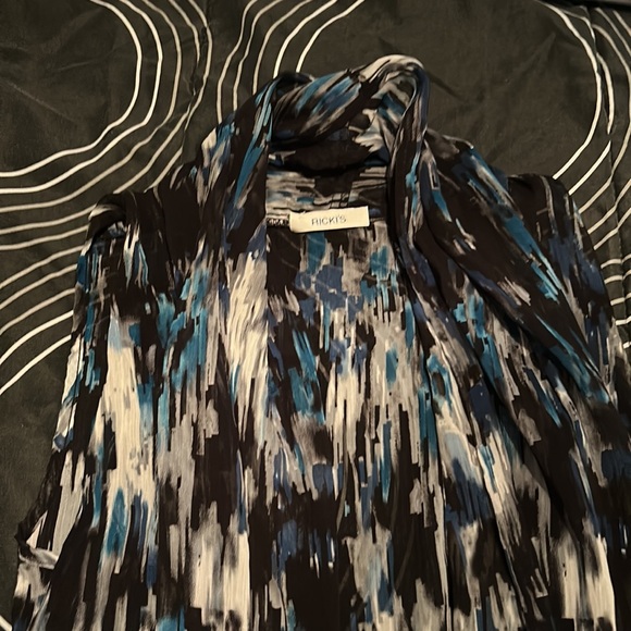 Lightweight Cardigan - Picture 2 of 2